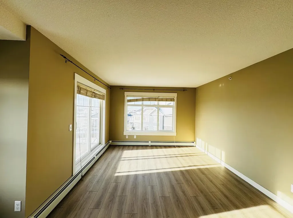 155 Skyview Ranch Way NE Calgary AB T3N0L1