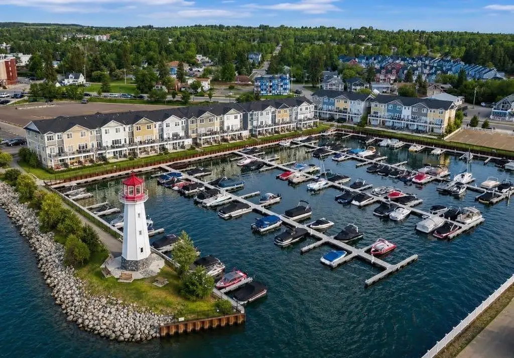 5230 Lakeshore Drive Sylvan Lake AB T4S 1Y8