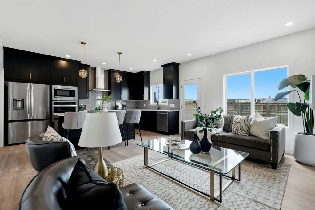 244 Homestead View NE Calgary AB T3J 5T8