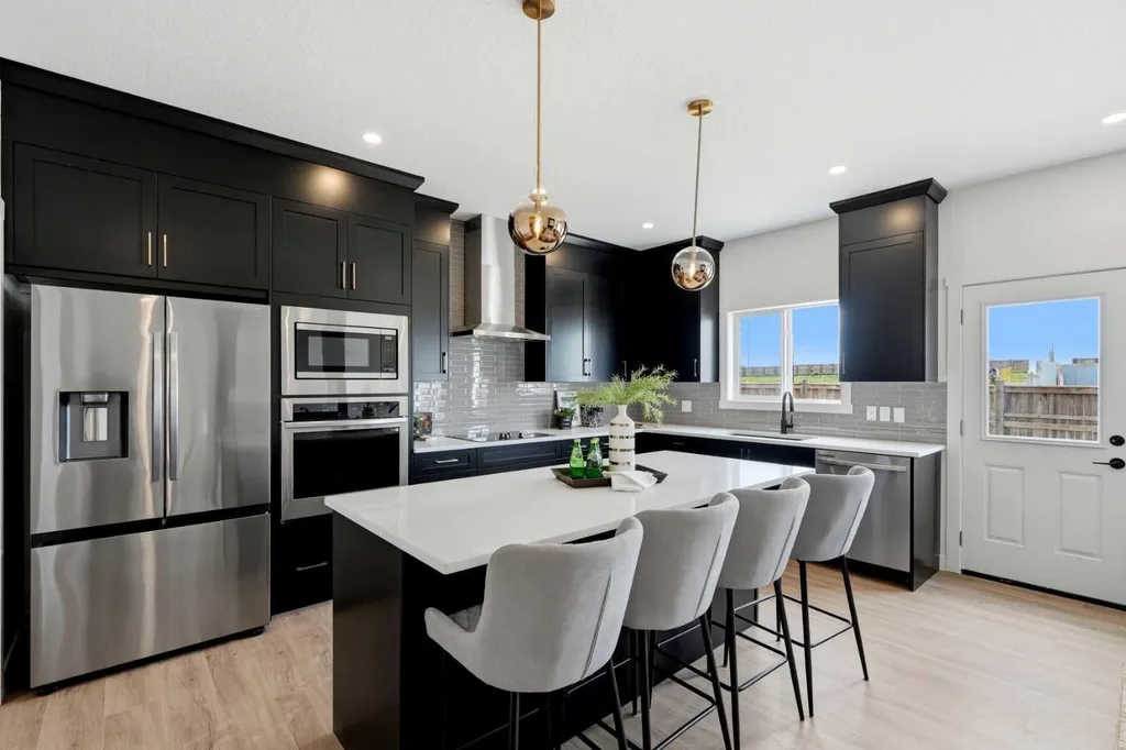 244 Homestead View NE Calgary AB T3J 5T8