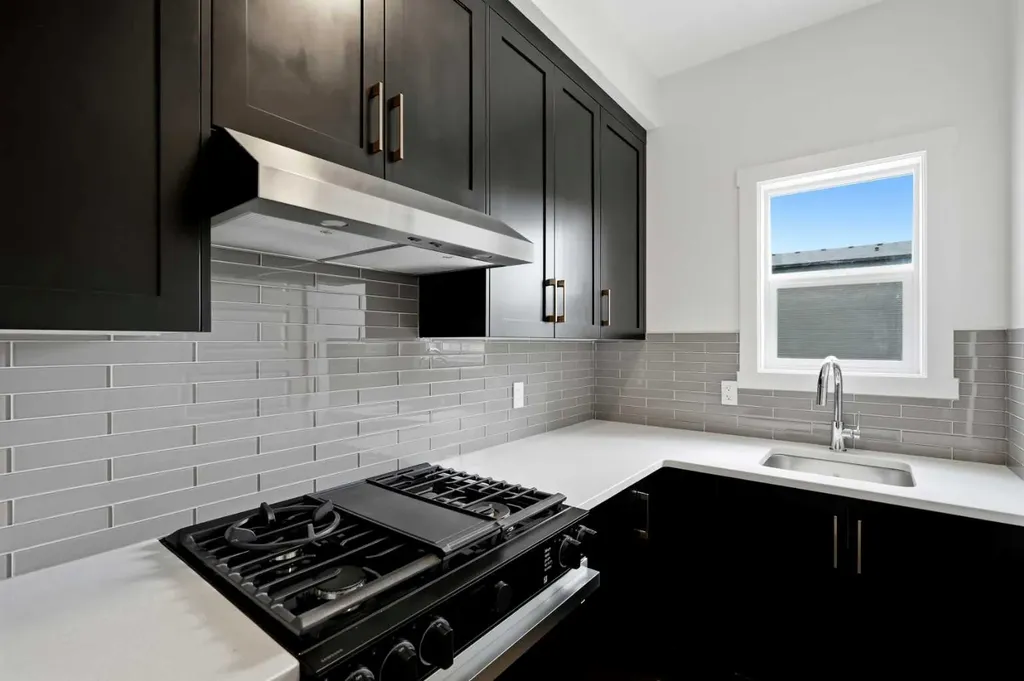 244 Homestead View NE Calgary AB T3J 5T8