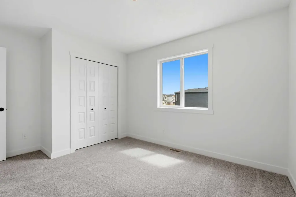 244 Homestead View NE Calgary AB T3J 5T8