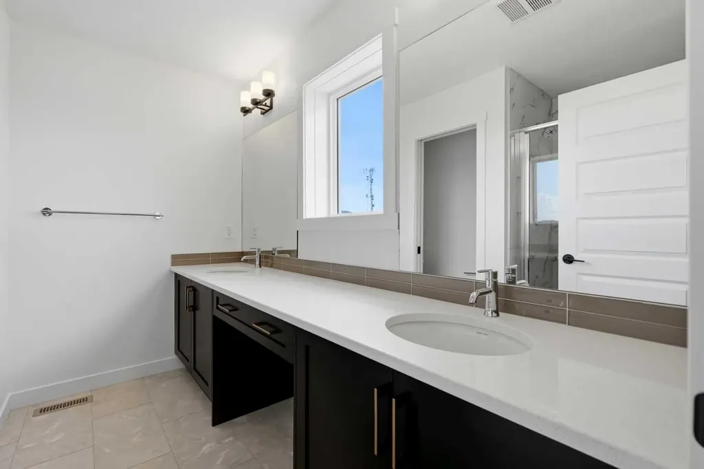 244 Homestead View NE Calgary AB T3J 5T8