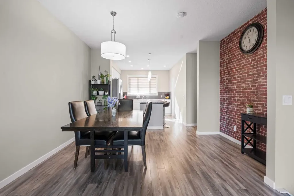 98 Copperstone Villas Calgary AB T2Z 5E3