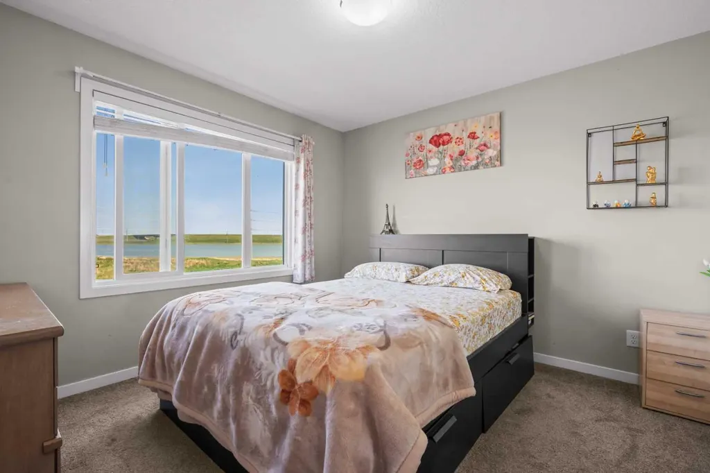 98 Copperstone Villas Calgary AB T2Z 5E3