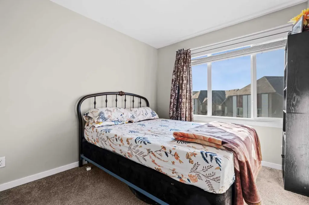 98 Copperstone Villas Calgary AB T2Z 5E3