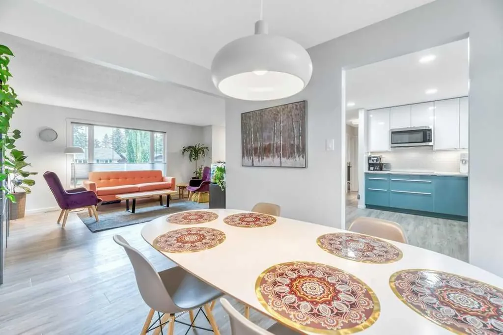 7311 35 Avenue NW Calgary AB T3B 1T2