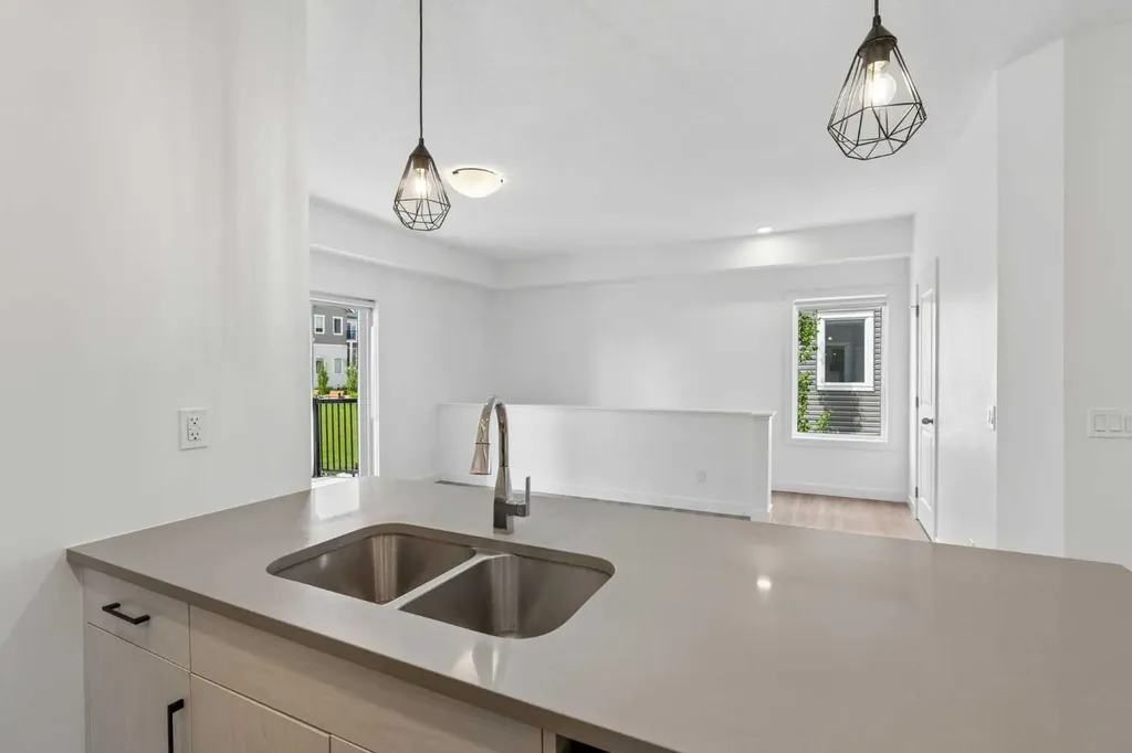 24 Rivercrest Drive Cochrane AB T4C 2C8