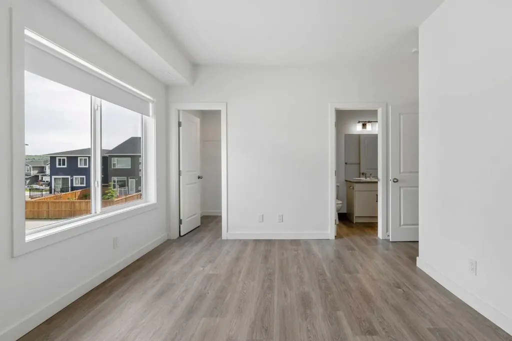 24 Rivercrest Drive Cochrane AB T4C 2C8