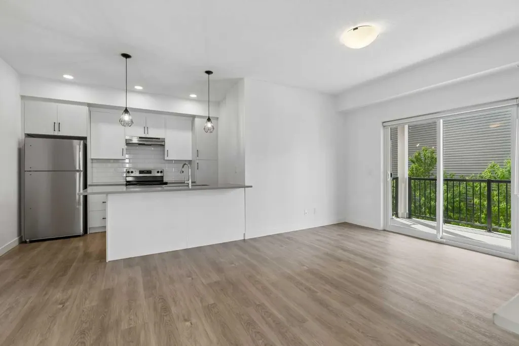 24 Rivercrest Drive Cochrane AB T4C 2C8