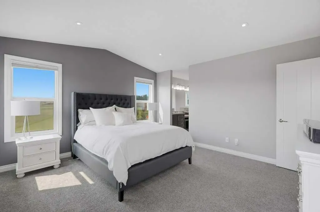 23 Vanveller Way Sylvan Lake AB T4S 0M4