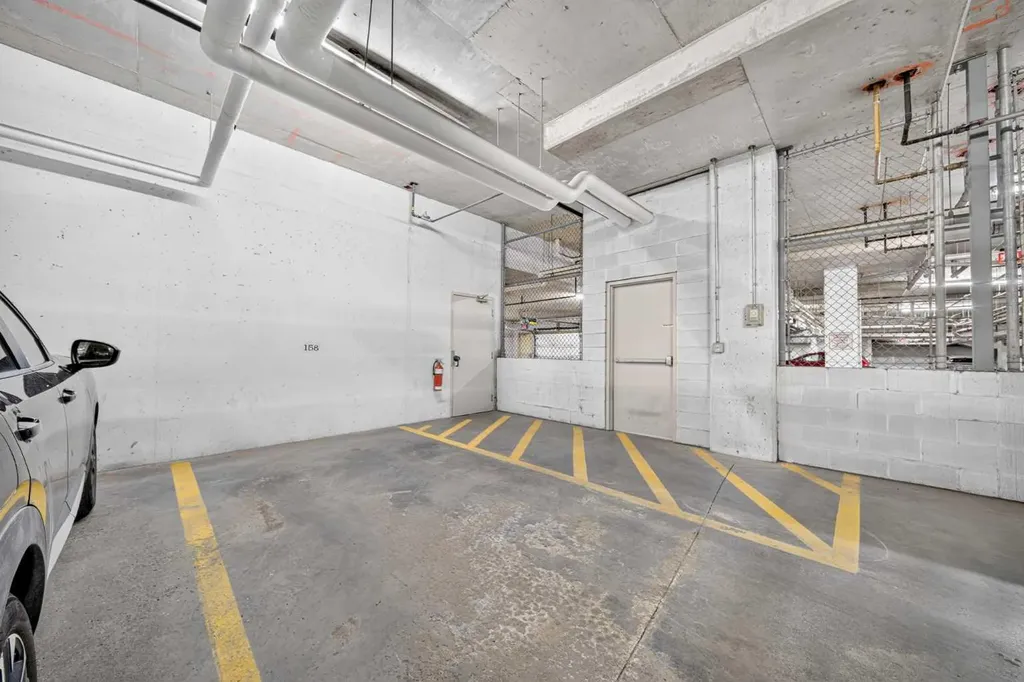 3111 34 Avenue NW Calgary AB T2L 0Y2