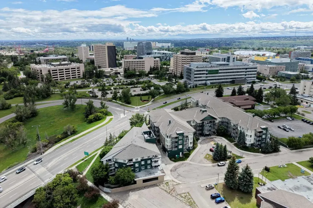 3111 34 Avenue NW Calgary AB T2L 0Y2