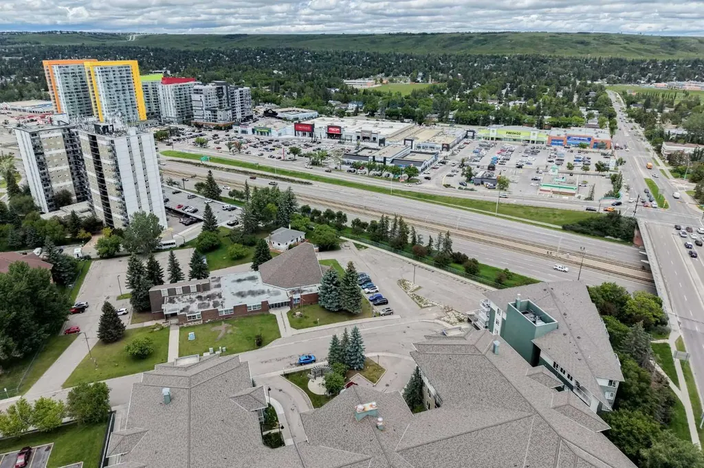 3111 34 Avenue NW Calgary AB T2L 0Y2