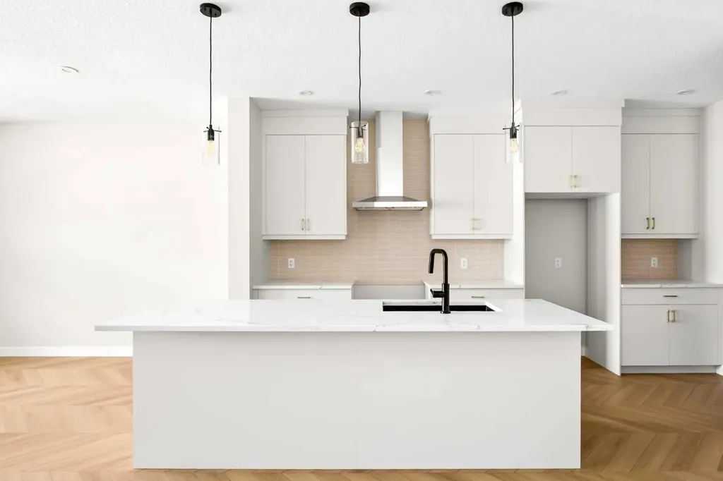 3130 Chinook Winds Drive SW Airdrie AB T4B 5P7