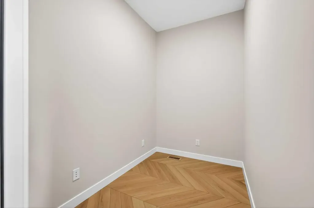 3130 Chinook Winds Drive SW Airdrie AB T4B 5P7