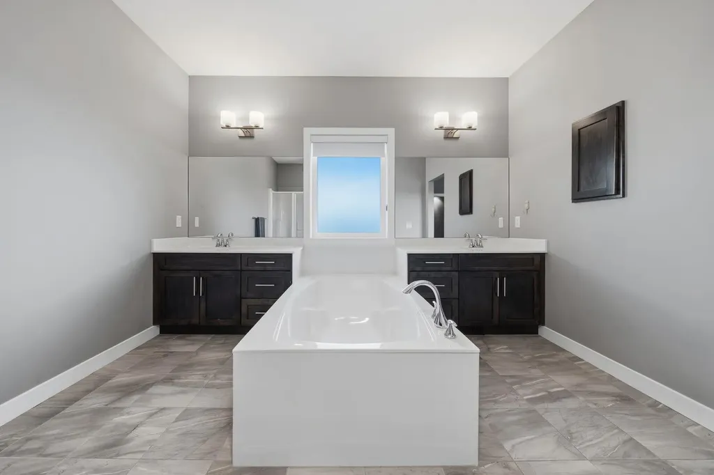 2632 Ravenslea Gardens SE Airdrie AB T4A 0T2