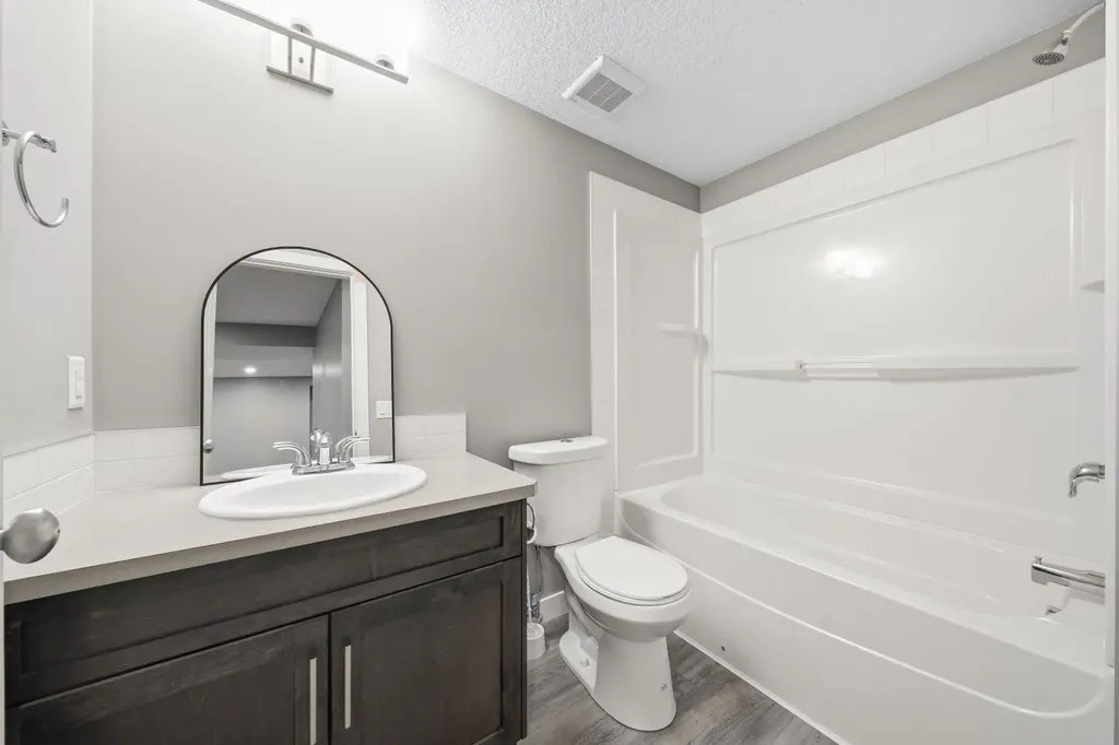 2632 Ravenslea Gardens SE Airdrie AB T4A 0T2
