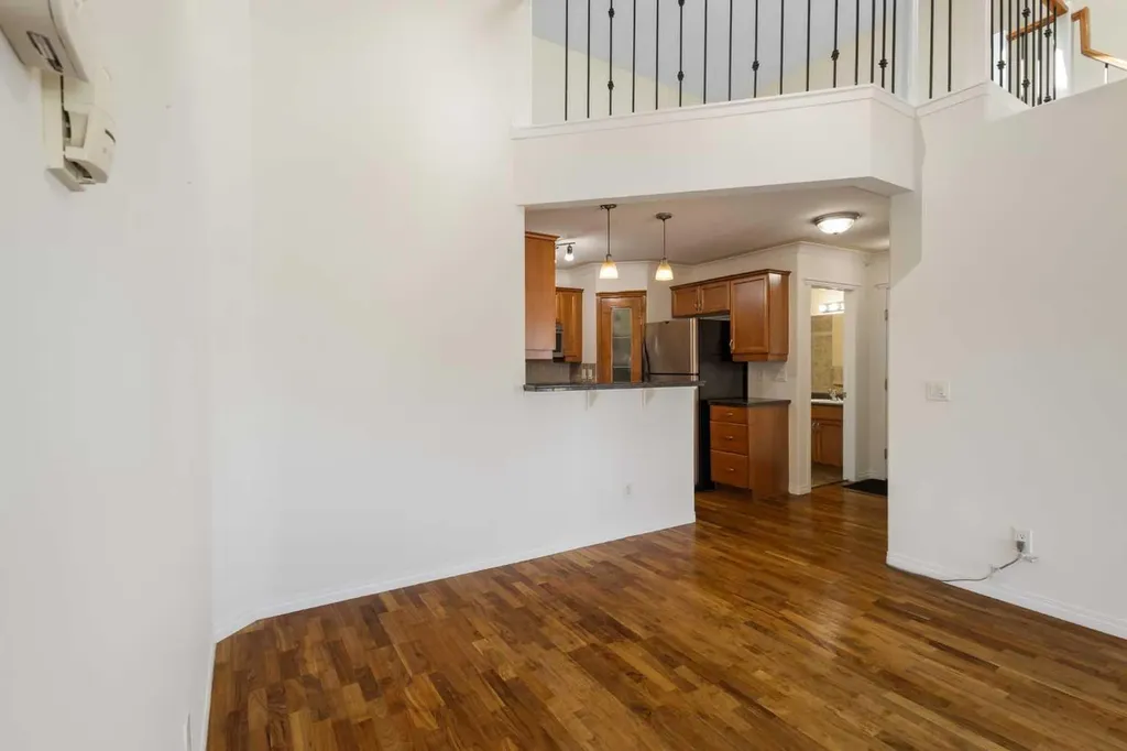 1110 17 Street SW Calgary AB T3C 0R4