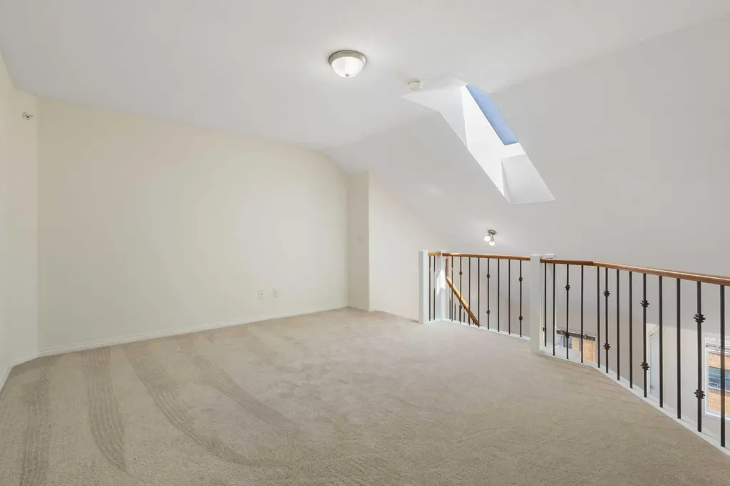 1110 17 Street SW Calgary AB T3C 0R4