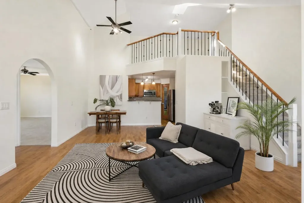 1110 17 Street SW Calgary AB T3C 0R4