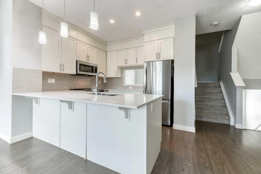 197 Silverado Plains Park SW Calgary AB T2X 1Y9