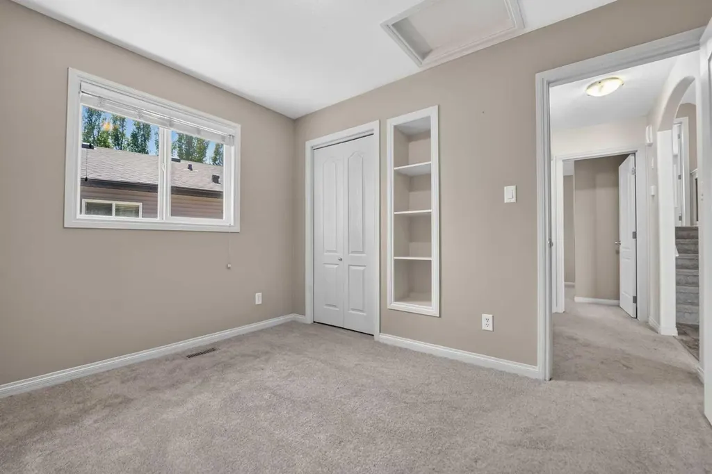 234 Keystone Lane W Lethbridge AB T1J 2R2