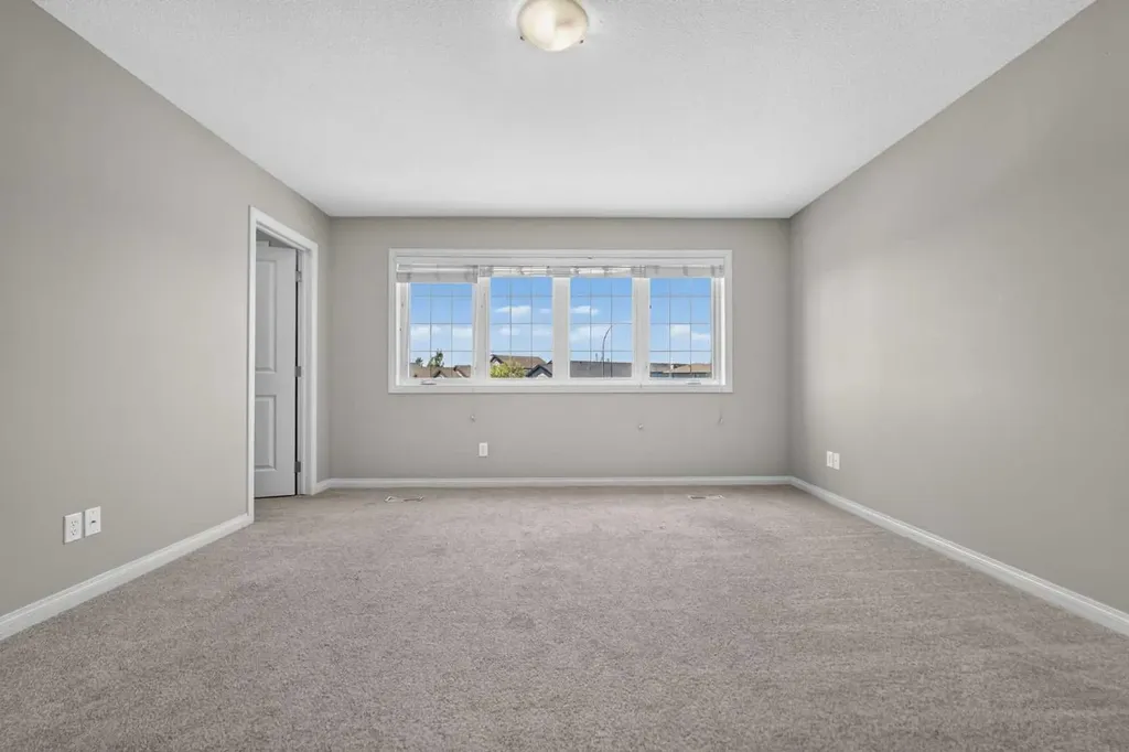 234 Keystone Lane W Lethbridge AB T1J 2R2