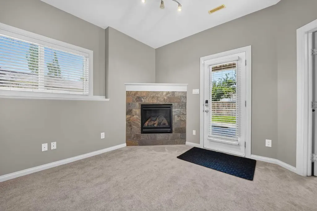 234 Keystone Lane W Lethbridge AB T1J 2R2