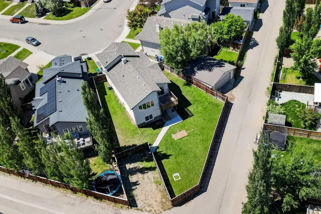 234 Keystone Lane W Lethbridge AB T1J 2R2