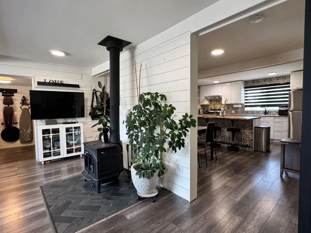 10612 111 Street Fairview AB T0h 1L0