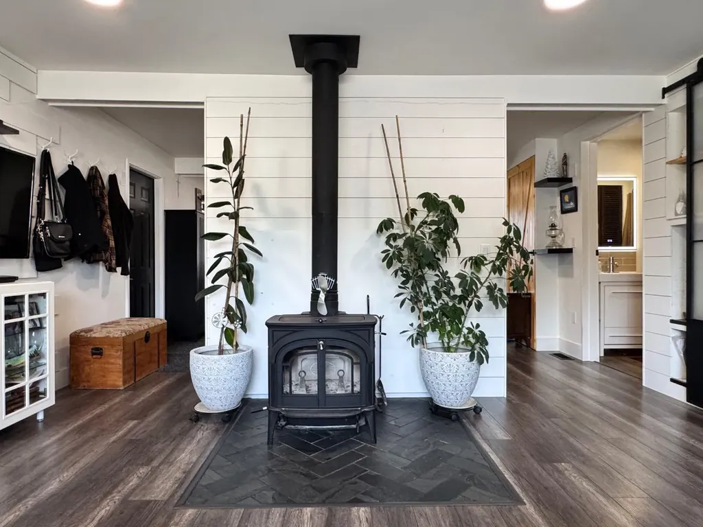10612 111 Street Fairview AB T0h 1L0