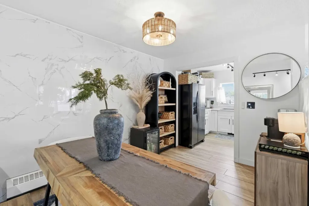 335 Garry Crescent NE Calgary AB T2K 5X1