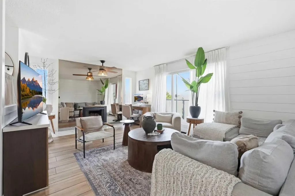 335 Garry Crescent NE Calgary AB T2K 5X1