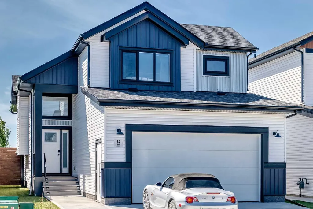14 Ian Way Sylvan Lake AB T4S 0W5
