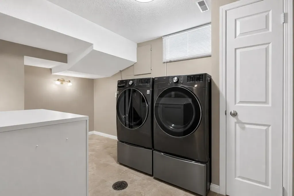 123 Templewood Road NE Calgary AB T1Y 4B1