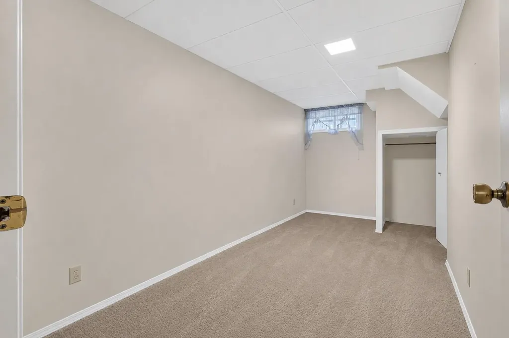 123 Templewood Road NE Calgary AB T1Y 4B1