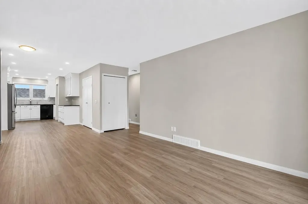 123 Templewood Road NE Calgary AB T1Y 4B1