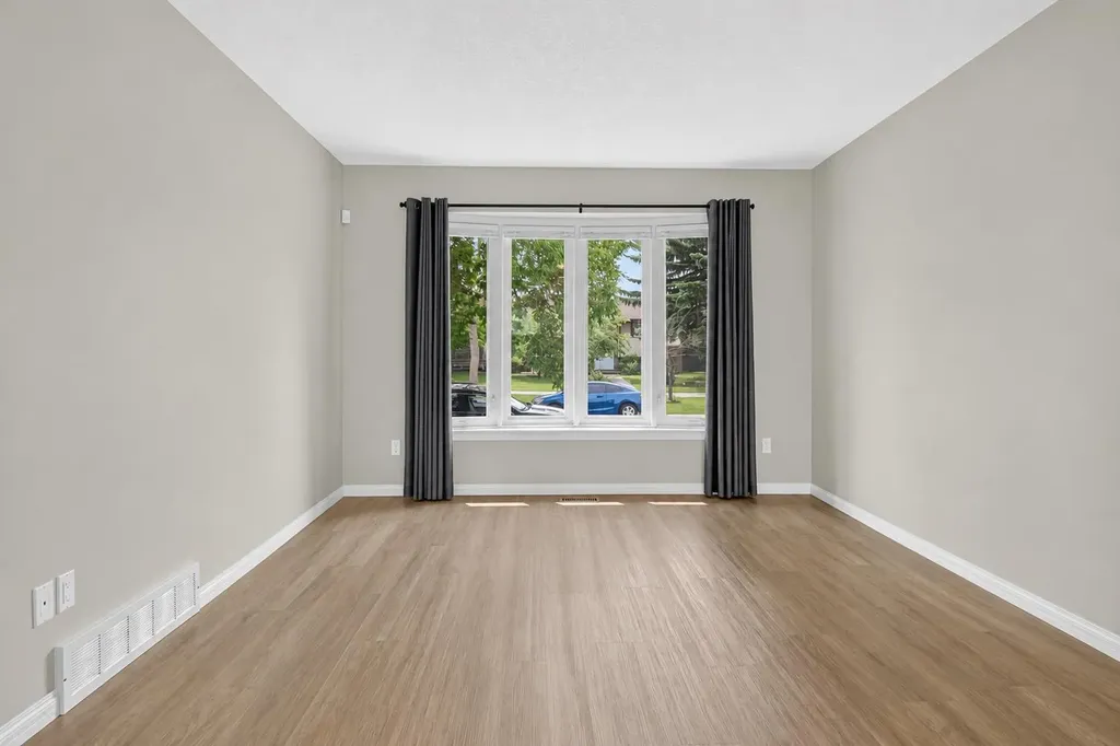 123 Templewood Road NE Calgary AB T1Y 4B1