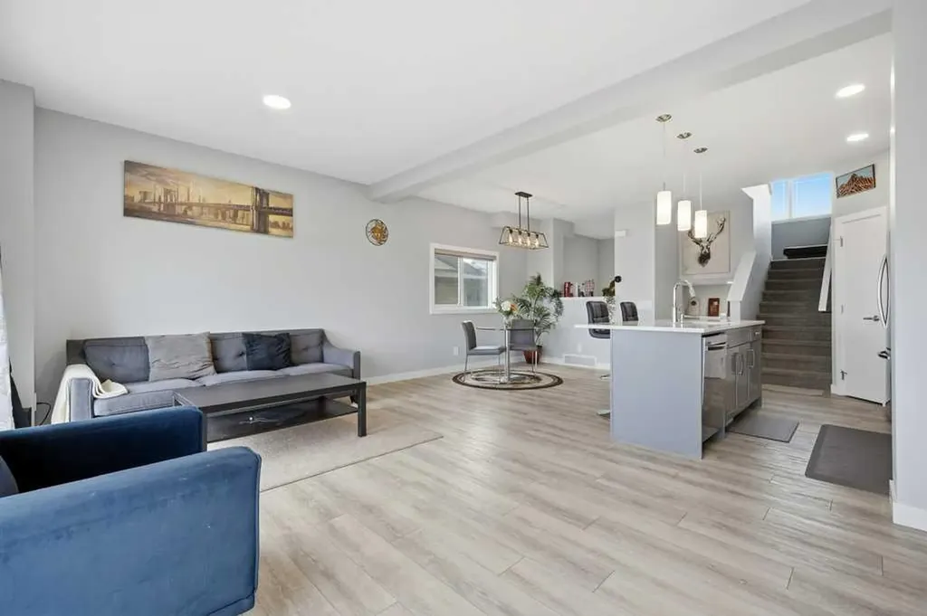 151 Creekstone Way SW Calgary AB T2X 4P9