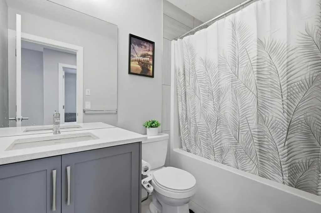 151 Creekstone Way SW Calgary AB T2X 4P9