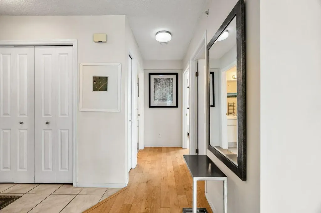 801 2 Avenue SW Calgary AB T2P 4Z9