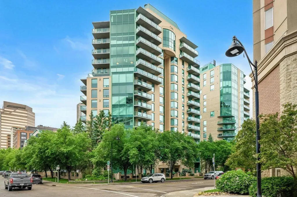 801 2 Avenue SW Calgary AB T2P 4Z9