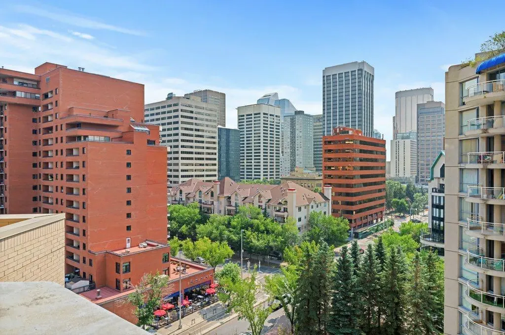 801 2 Avenue SW Calgary AB T2P 4Z9