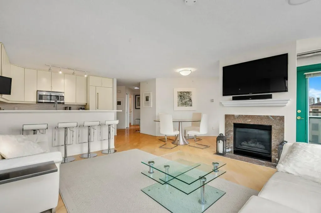 801 2 Avenue SW Calgary AB T2P 4Z9