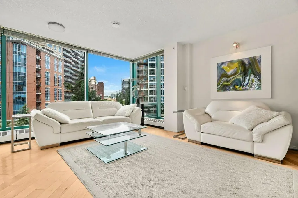 801 2 Avenue SW Calgary AB T2P 4Z9