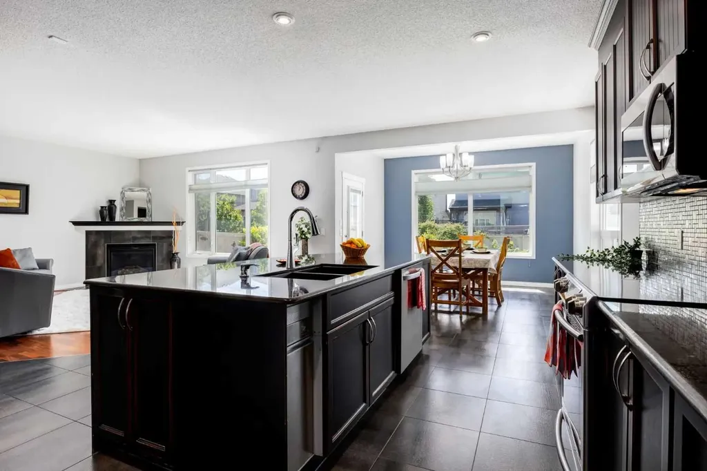 65 Morningside Circle SW Airdrie AB T4B 0L7