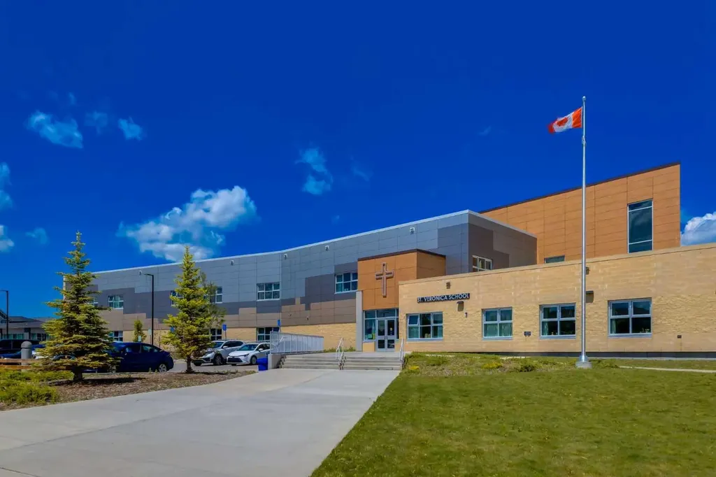65 Morningside Circle SW Airdrie AB T4B 0L7