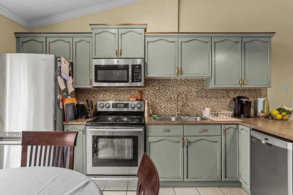 200 Glacier Drive Canmore AB T1W1K6