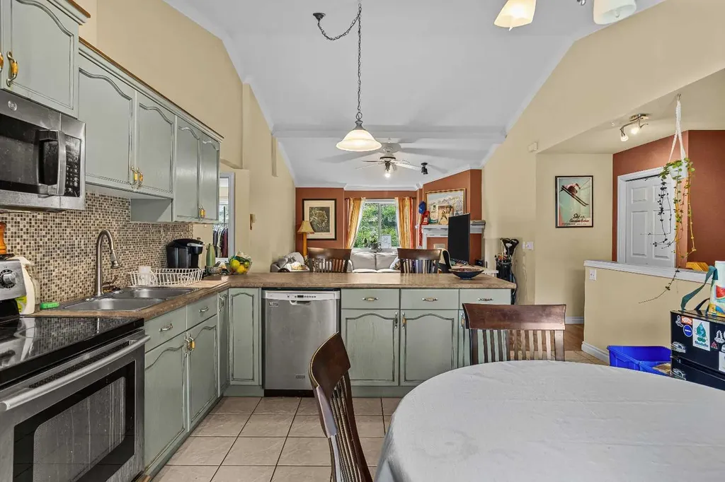 200 Glacier Drive Canmore AB T1W1K6